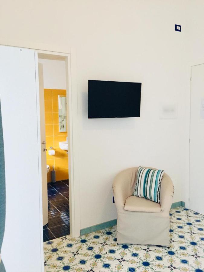 סלרנו L'Alice B&B מראה חיצוני תמונה
